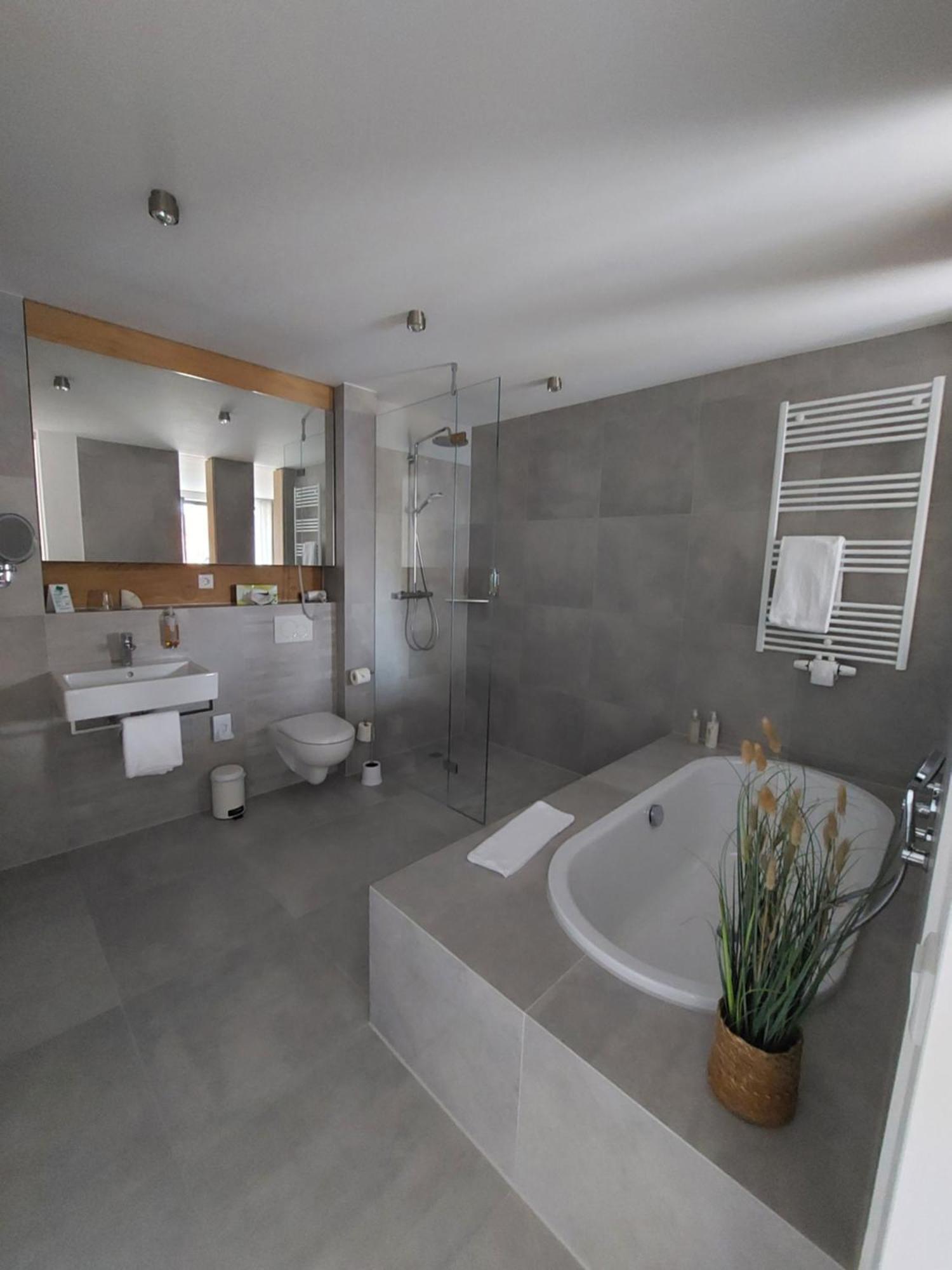 Hotel Annenhof Gmbh Лемго Экстерьер фото